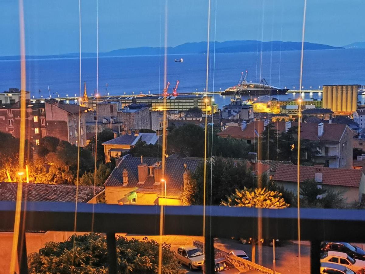 Leelee Leilighet Rijeka Eksteriør bilde